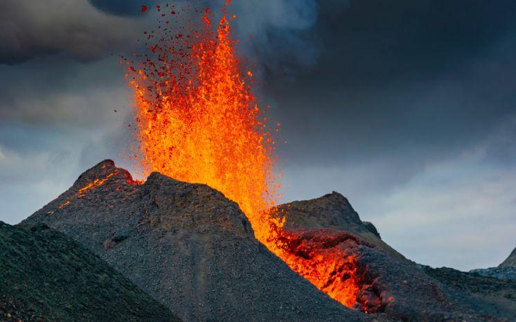 L'Islande craint une nouvelle éruption volcanique d'ampleur près de Fagradalsfjall.