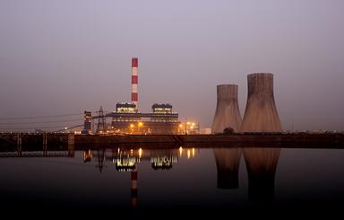 La centrale au charbon de Raikheda en Inde