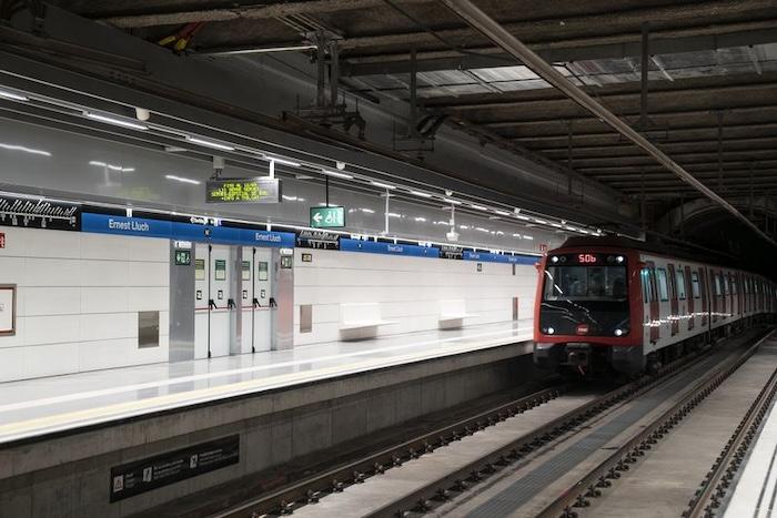 un metro à barcelone