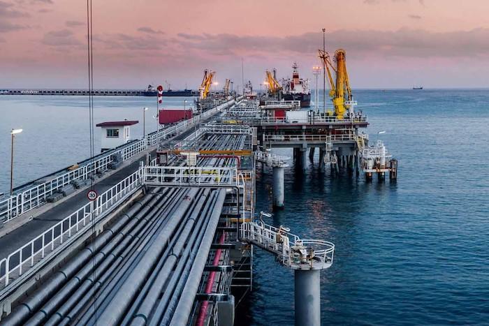 plateforme de petrole en mer de repsol Espagne