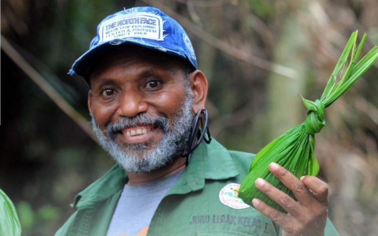 Charles Toto et la papeda, credit @parara