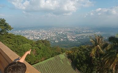 Chiang-Mai-depuis-wat-doi-Suthep