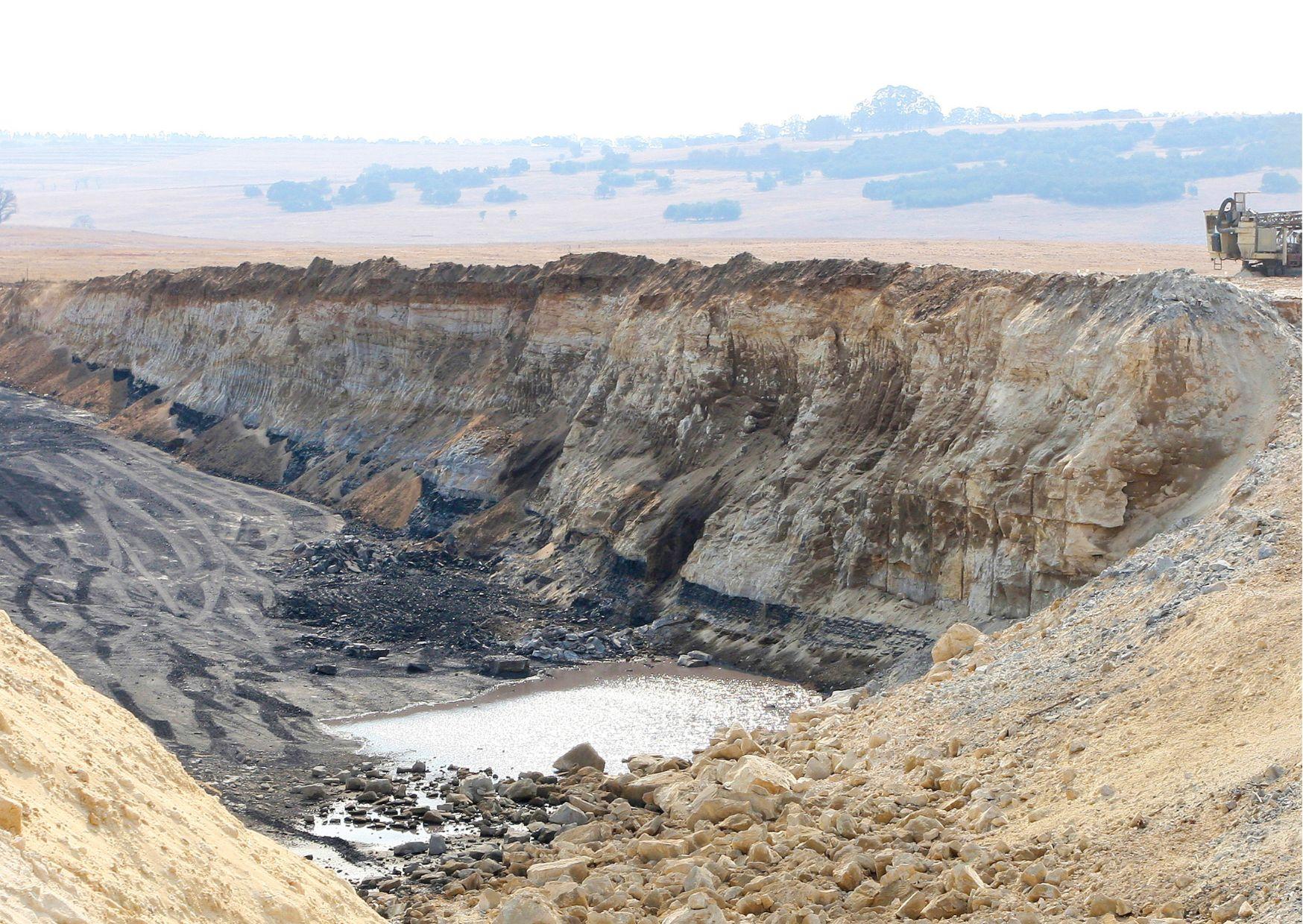 Mine ciel ouvert charbon