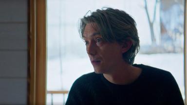 Swann Arlaud est devenu une icone du sex symbol français aux usa