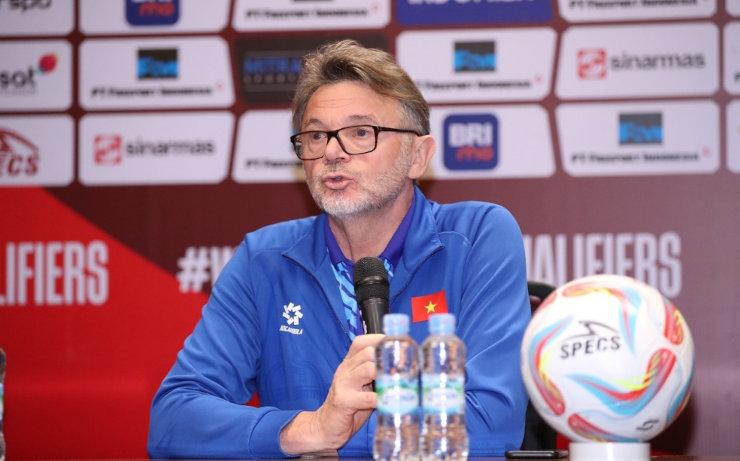 « Je comprends la déception des supporters vietnamiens », Philippe Troussier