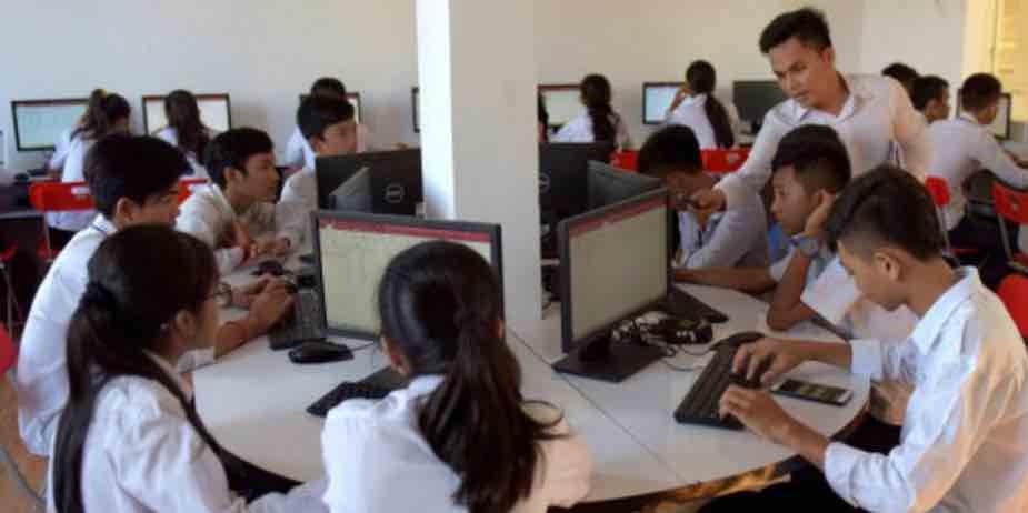 École, Cambodianess