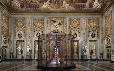 Galleria-Borghese_Louise-Bourgeois_Installation_view_The_ Last_Climb1_Ph._A._Osio