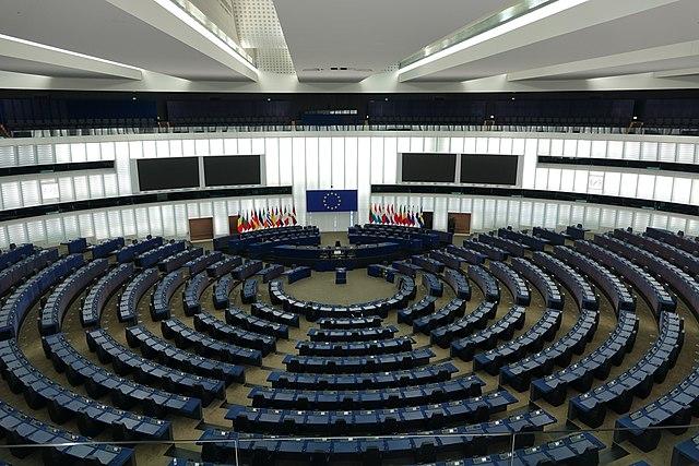 Parlement_européen_-_hémicycle_(Strasbourg)_(1)
