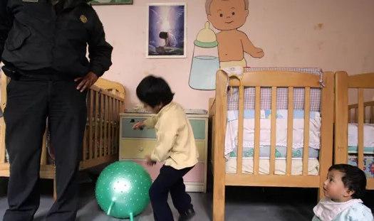 La police de Hô Chi Minh-Ville a démantelé un vaste réseau de trafic de bébés