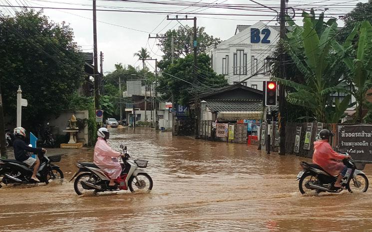 Chiang-Mai-inondation-wat-ket-2024-09-26
