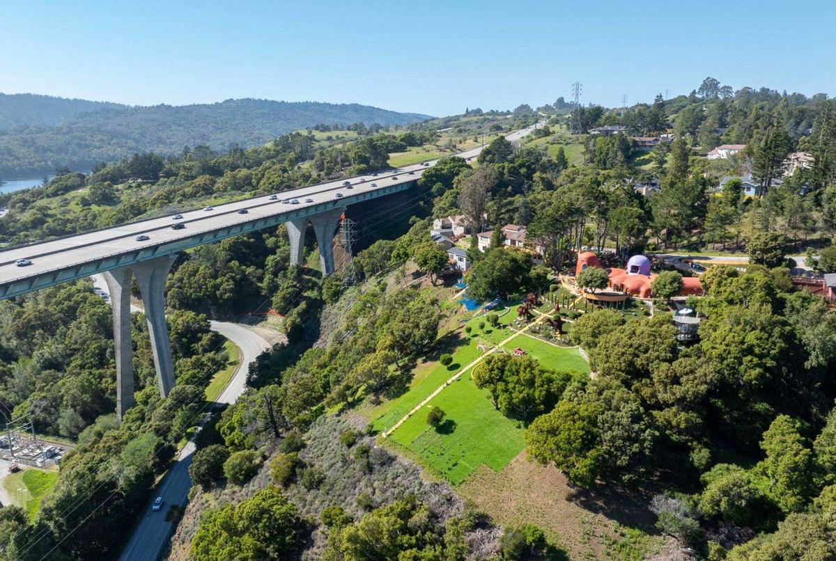 Vue Aérienne Flinstone House Hillsborough