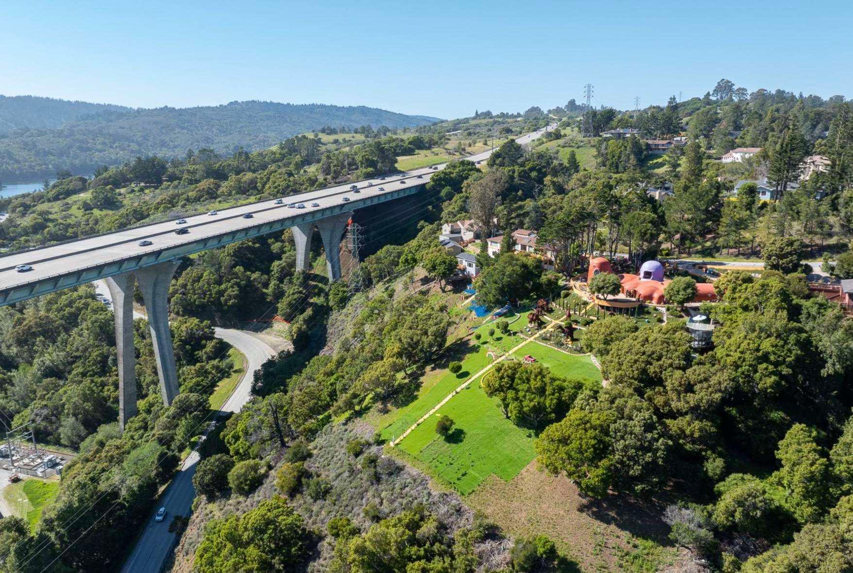 Vue Aérienne Flinstone House Hillsborough