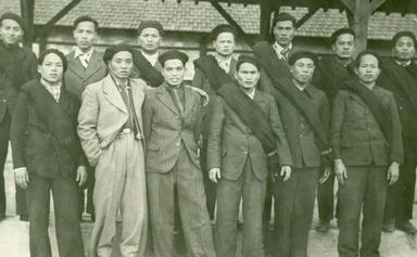 Photo hommage soldats-ouvriers vietnamiens