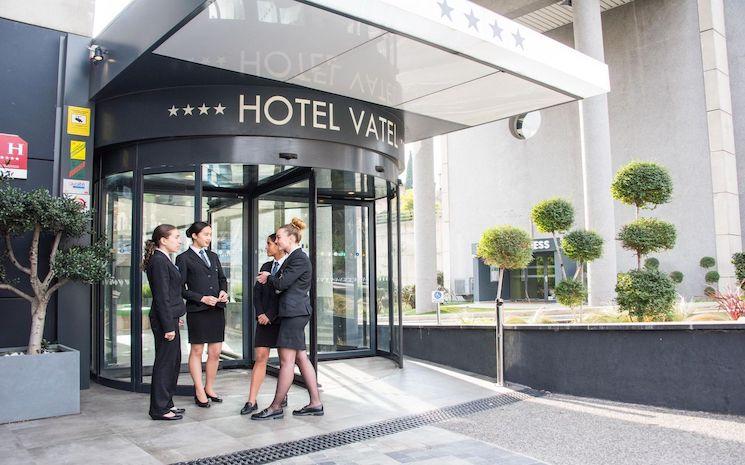 Étudier le management hôtelier à Nîmes avec Vatel, 1re école hôtelière de France