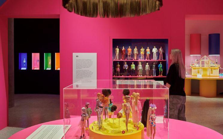 l'exposition Barbie au design museum