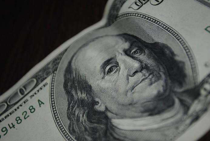 dollar Carlos Maycotte Castañeda