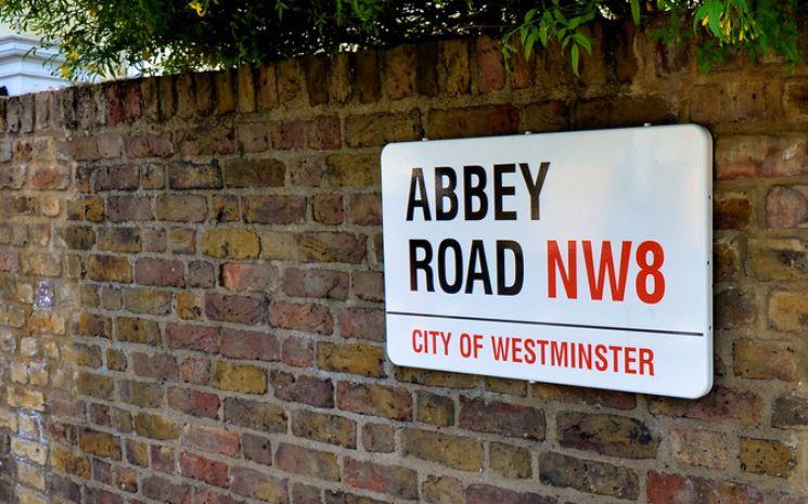 Codes postaux britanniques