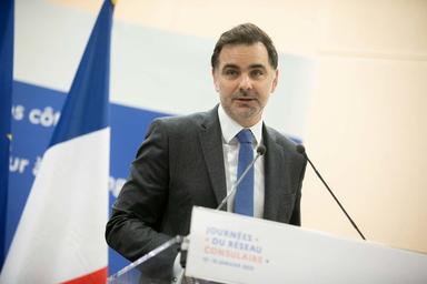 Laurent Saint Martin lors des Journées du réseau consulaire à Paris