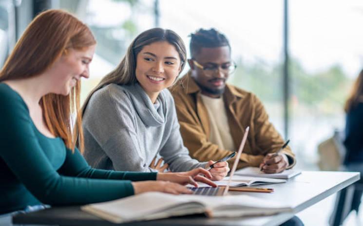 WEBINAR- Jeunes expats, comment se former aux métiers du numérique après le bac ?
