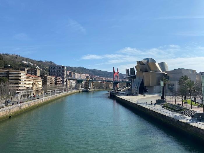bilbao le long du fleuve Nervión