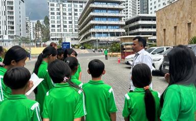 9 enfants de Khan Leu