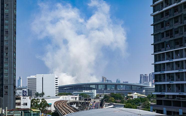 Seisme-Birmanie-effondrement-immeuble-Bangkok