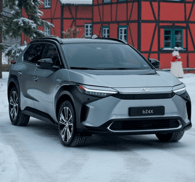 une voiture Toyota grise en espagne