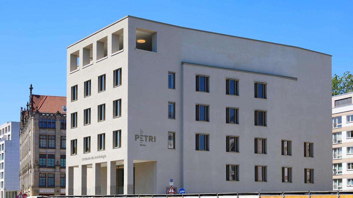 photo du nouveau bâtiment du projet culturel et archéologique PETRI Berlin