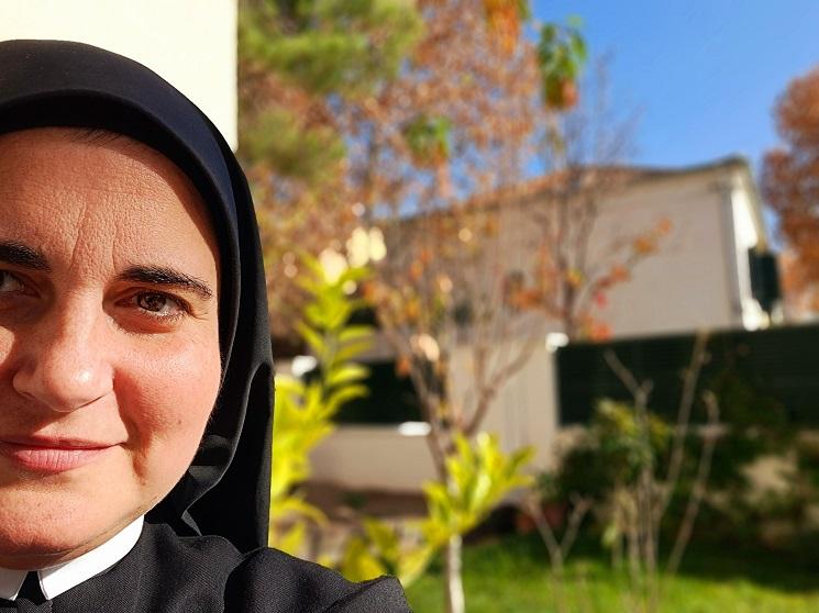 soeur esquivias, directrice de l'union chrétienne saint chaumond madrid (1)