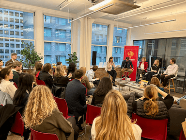 Afterwork sur le thème du choc culturel à la Maison de l'Occitanie, à New York, le 10 avril 2025. Crédit : Vanessa Richard.