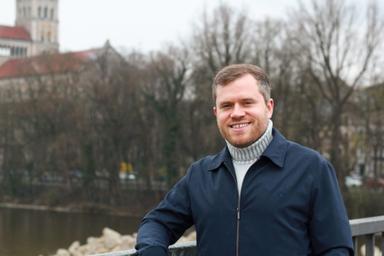 Pierre Martin devant l'Isar à Munich