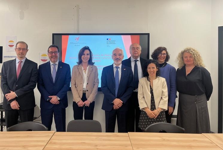 membres du conseil d'administration de l'alliance française madrid