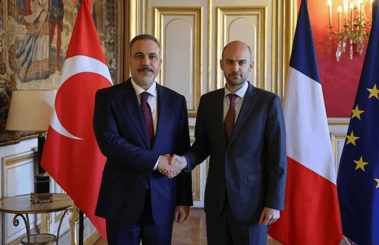 Jean-Noël Barrot reçoit Hakan Fidan à Paris, 2 avril 2025 – Ambassade de France en Turquie
