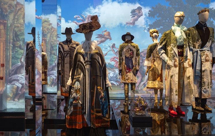 ARCHITECTURAL_AND_PICTURAL__PH-MICHAEL_ADAIR