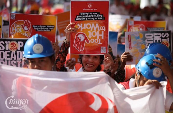 Travailleurs et syndicats cambodgiens unis pour défendre leurs droits le 1er mai