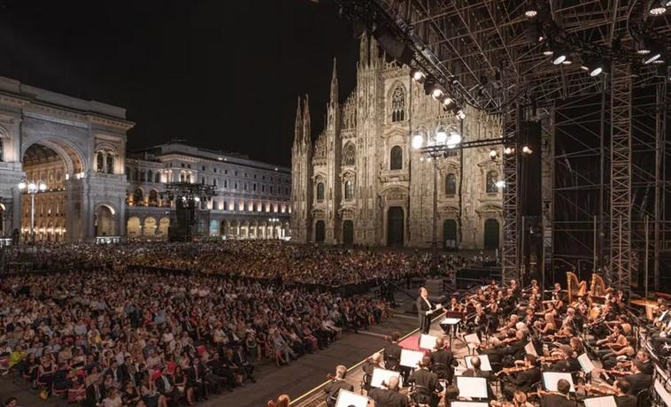 concert philarmonique piazza duomo à milan