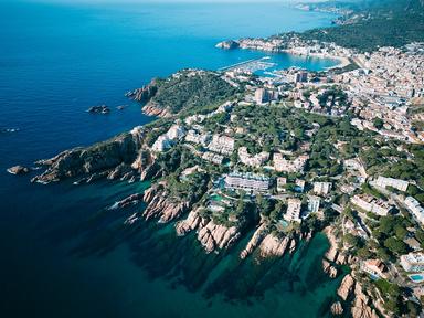 photo aérienne de la costa brava