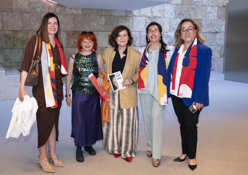 Julia Sevilla Merino et les autres intervenantes pour la recontre sur olympe de gouges organisée par Mujeres Avenir à Madrid