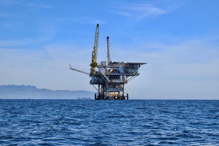 Plateforme pétrolière offshore