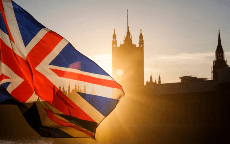 REPLAY - Quelle école choisir pour votre enfant au Royaume-Uni