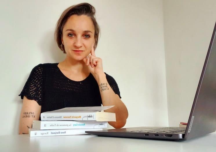 Cours en ligne et ateliers à Istanbul avec Coralie Sibard, prof certifiée AEFE, pour réussir le brevet et le bac en toute confiance.