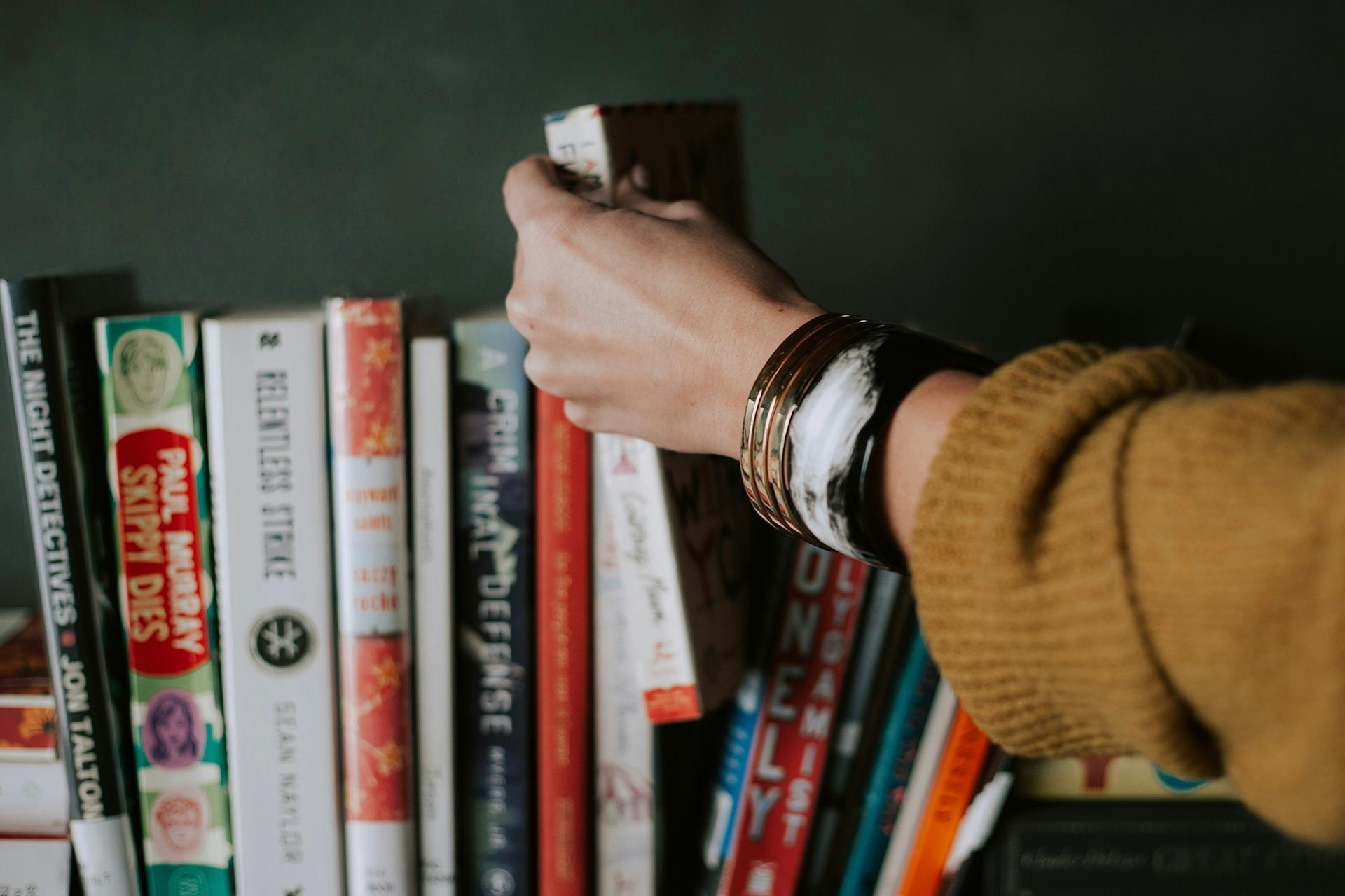 Photo de plusieurs livres.