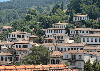 Maisons ottomanes sur les hauteurs du village de Şirince, près d’Izmir, en Turquie