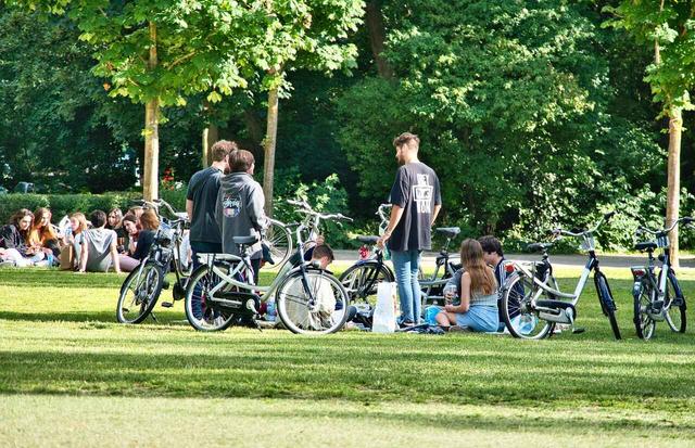 students-6779002_1280 (1)