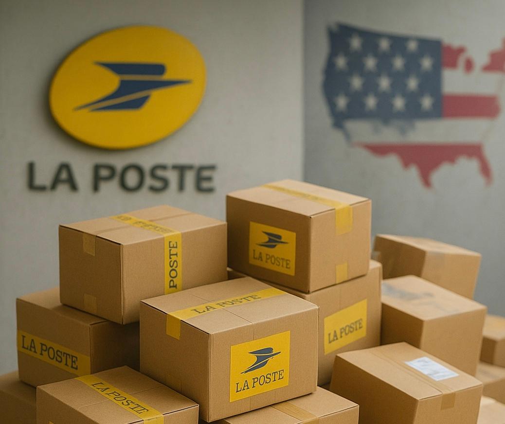 Des paquets de la poste en partance pour les États-Unis