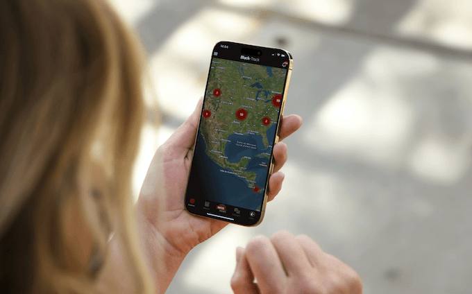 Sur Black-Track, les férus d'enquête accèdent à des dossiers célèbres — de Xavier Dupont De Ligonnès à Maddie McCann — mais aussi à des affaires moins médiatisées. Crédit : Black-Track.