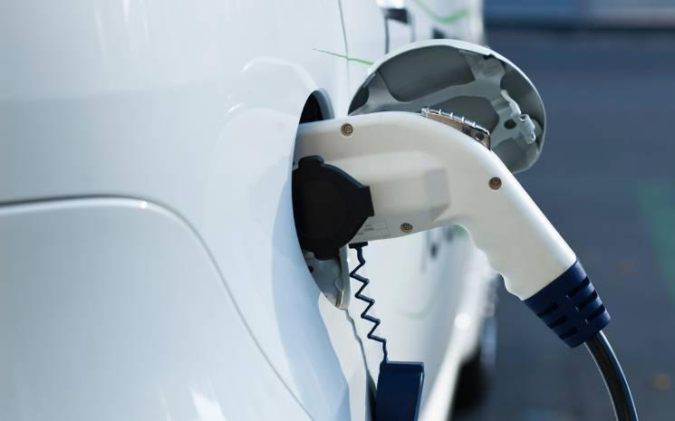projet de borne de recharge et de garage