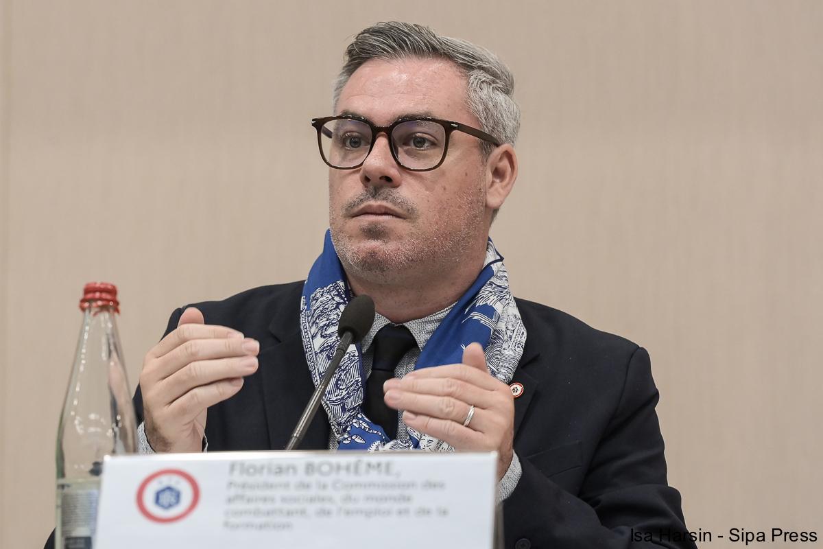 42ESESSIONASSEMBLEEFRANCAISETRANGER074_0