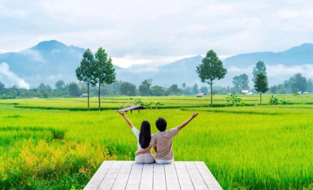 Couple heureux sur fond de nature Thaïlande