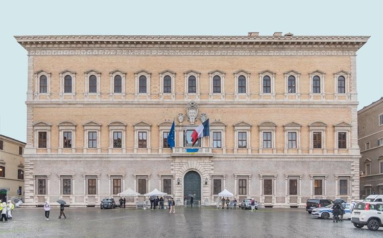 Palais Farnèse Façade restaurée.Palazzo Farnese Facciata restaurata ©Ambasciata di Francia in Italia_Denise Rosato